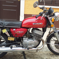 Suzuki gt 500