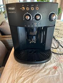 MACCHINA PER CAFFE’ -MAGNIFICA DELONGHI