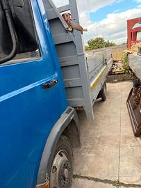 IVECO AUTOCARRO PER TRASPORTO DI COSE KO CASSONE