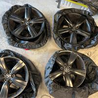 Cerchi in lega da 18 per lexus gs300 gs450h