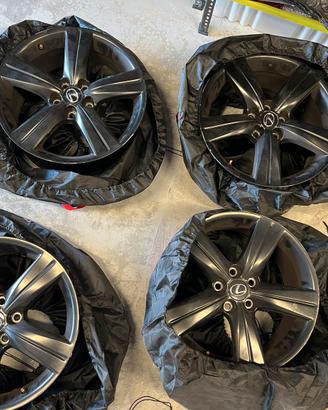 Cerchi in lega da 18 per lexus gs300 gs450h