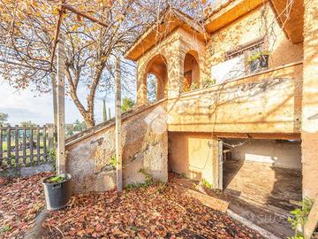 VILLA SINGOLA A ZAGAROLO