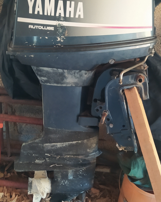 Motore yamaha 25 cv 2 tempi top 700 completo di st