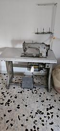 macchina professionale per cucire