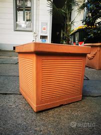 vaso per piante da esterno quadrato 