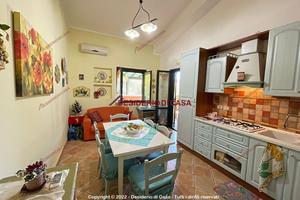 Casa, Campofelice di Roccella.