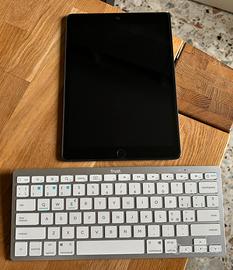 IPad 10.2” (9 generazione), 64 GB + tastiera