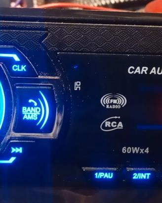 Autoradio generica testata è funzionante

