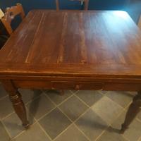 tavola tedesca allungabile ben tenuta