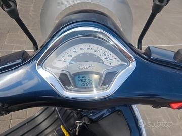 Piaggio Vespa 300 GTS - 2016