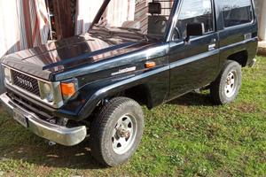 Toyota Land Cruiser BJ 71