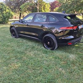 Jaguar F-Pace 2017
