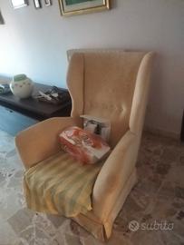 2 poltrone e un divano 