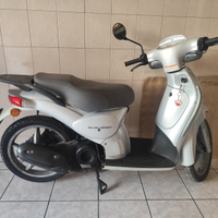 Scarabeo 50