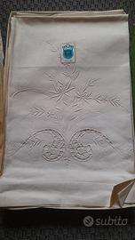 Sei asciugamani lino ricamate a mano