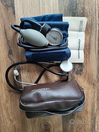 misuratore di pressione sfigmomanometro