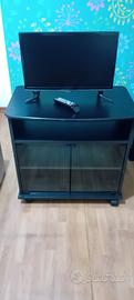 Tv e carrello con ante in vetro