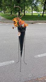 Porta fiori in ferro battuto fatto a mano