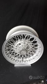N.1 cerchio a raggi Borrani 6x13 RW-4165 Fiat 124 