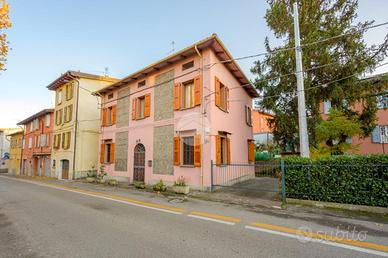 VILLA SINGOLA A ZOLA PREDOSA