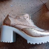scarpa con tacco