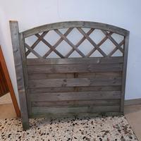 Cancello in legno autovlavato