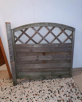 Cancello in legno autovlavato