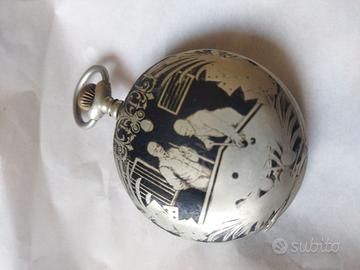 Orologio antico smaltato da giocatore d'azzardo