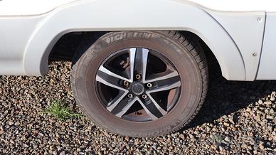 Camper mansardato McLouis Lagan 214