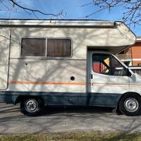 FORD Transit GPL Piccolo Camper CI TURISTICO 520
