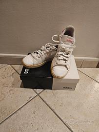 Scarpe donna Adidas spedizione 0,99 cent.