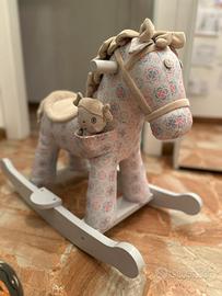 Cavallo a dondolo - Little Bird told me