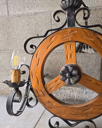 Lampadari Rustici a Ruota di Carro legno lavorato
