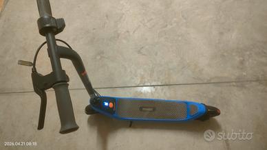 monopattino Ninebot