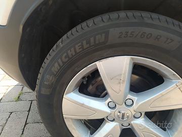 Pneumatici Michellin 235/60R17