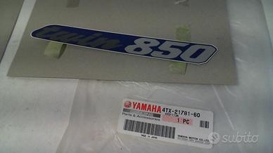 ADESIVO PARAFANGO TDM 850 YAMAHA 4tx217816000
