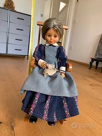 Bambola su sedia a dondolo - vintage anni 70
