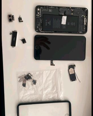 iPhone 7 Plus – per pezzi di ricambio o riparazion