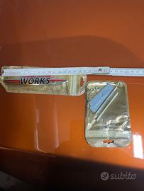 Fregio badge metallo mini jcw piu portachiavi