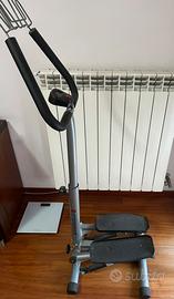 Stepper Atala Step Dance con manubrio e display.