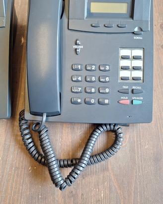 due telefoni fissi da ufficio samsung