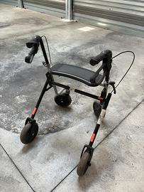 Girello sedia per anziani