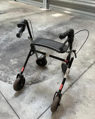 Girello sedia per anziani