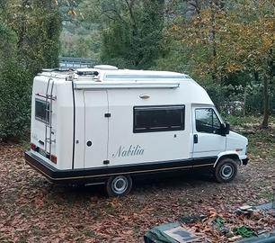 Camper Nabilia 530 monoscocca vetroresina 