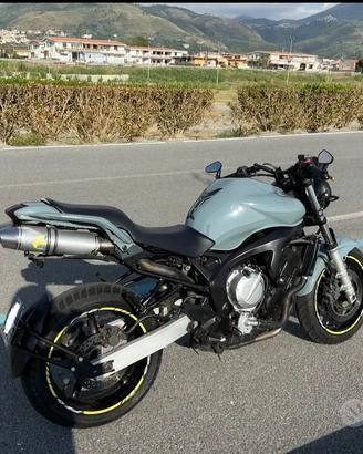 Yamaha Fz6