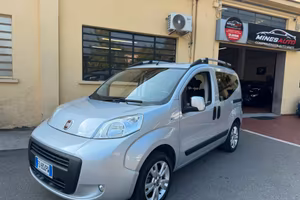 Fiat Qubo 2016 1.4 Benz/Metano 8V 77 CV Active Nat