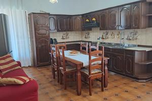 Grande appartamento vicino al mare