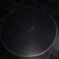 Tavoli tondi con piede centrale