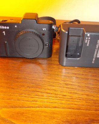 fotocamera reflex digitale nikon1 v1 solo corpo
