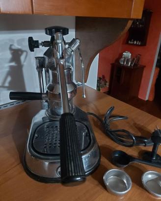 Macchina vintage per caffè  La Pavoni